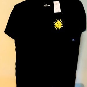 Hollister  sun tee